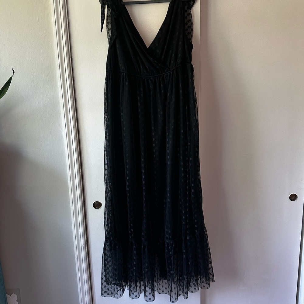 SHEIN Black Tie Shoulder Mesh Dot Dress